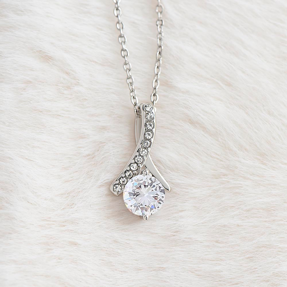Gold finish neckless with zircon