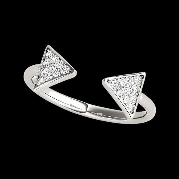 14k White Gold Diamond Arrowhead Open Ring (1/5 cttw)