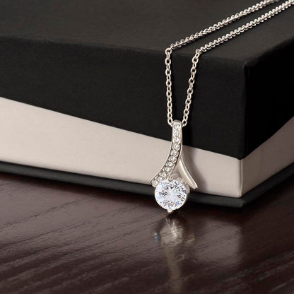 Gold finish neckless with zircon