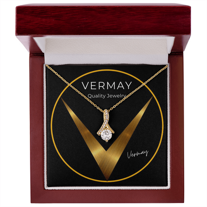 Gold finish neckless with zircon