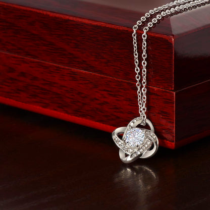 Love knot neckless